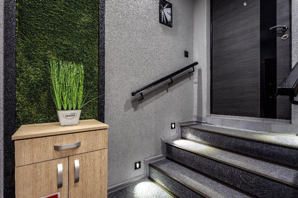 The Cube Rooms Lemberg Exterior foto